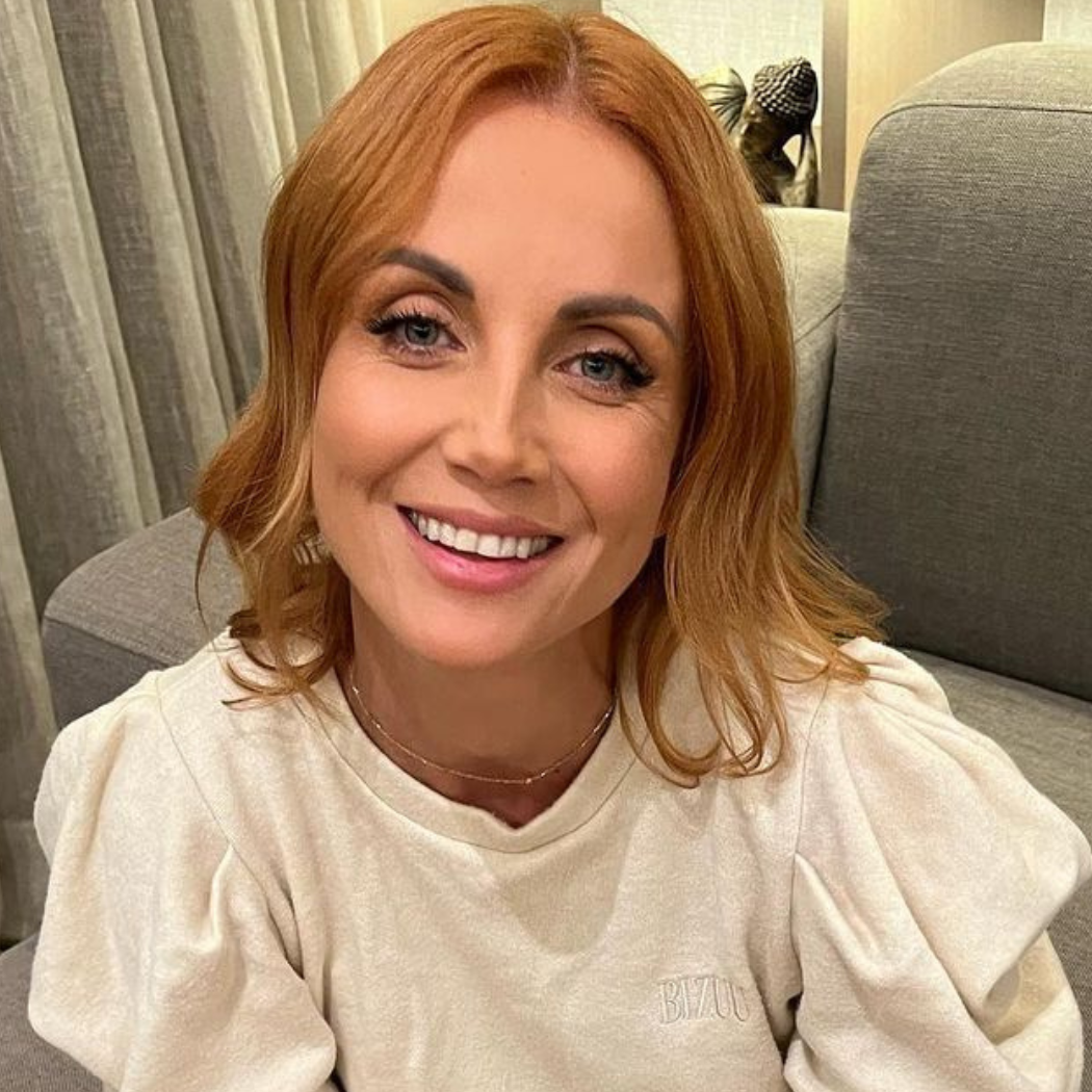 „Boska sukienka”. Zielińska i Tomaszewska noszą identyczny model. Ten wzór to perełka